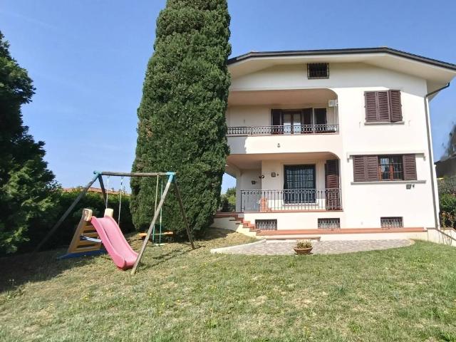 Casa indipendente in vendita a Cerreto Guidi FI