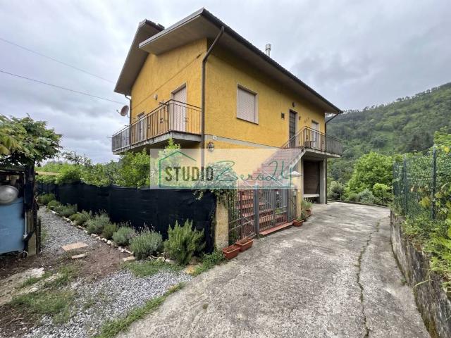 Casa indipendente in vendita a Cerreto, Montignoso