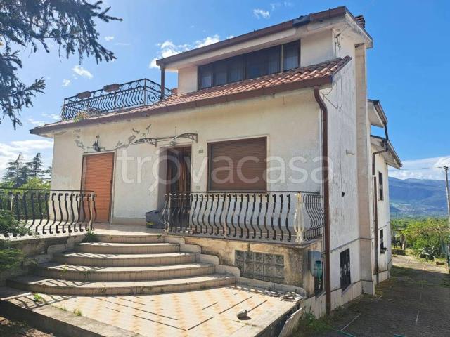 Casa indipendente in vendita a Cervaro via Braccio di Croce, 8