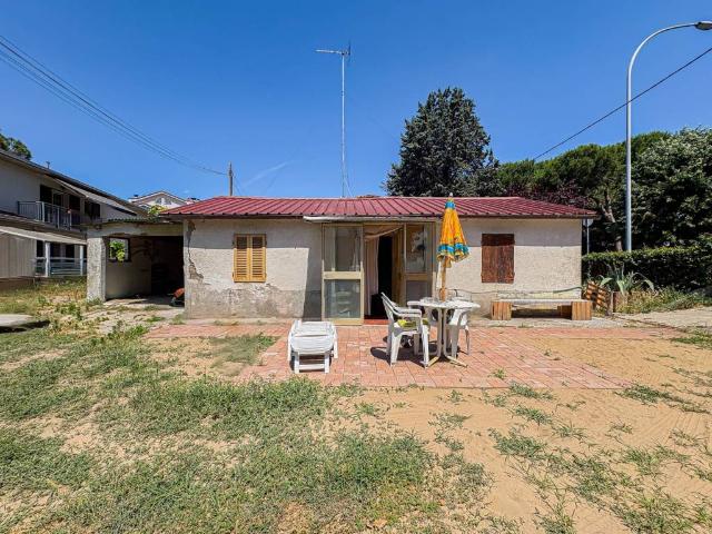 Casa indipendente in vendita a Cervia RA