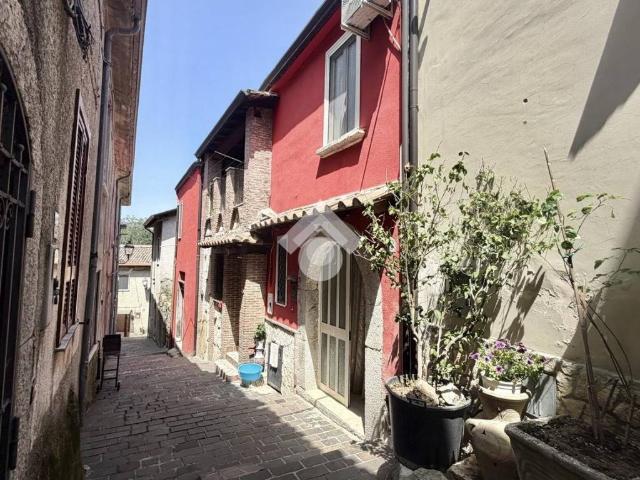 Casa indipendente in vendita a Cervinara AV