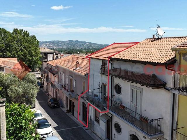Casa indipendente in vendita a Cervinara AV