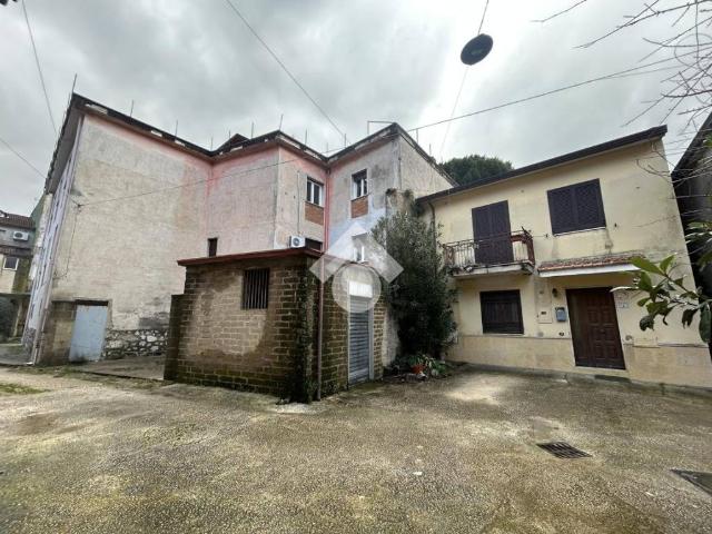Casa indipendente in vendita a Cervinara AV