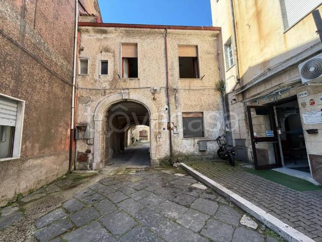 Casa indipendente in vendita a Cervinara corso Napoli, 35
