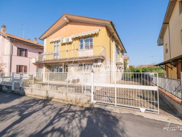 Casa indipendente in vendita a Cesena FC