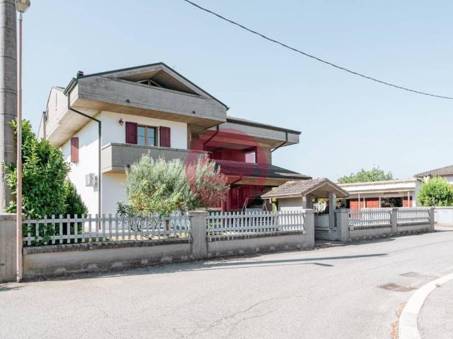 Casa indipendente in vendita a Cesena FC