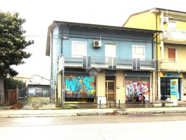 Casa indipendente in vendita a Cesena