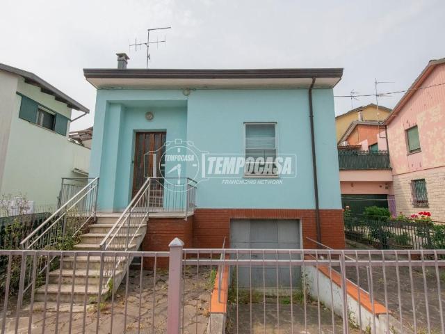 Casa indipendente in vendita a Cesena