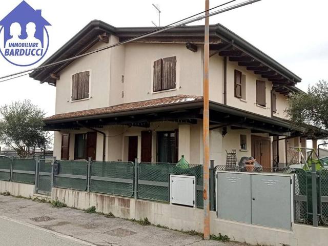 Casa indipendente in vendita a Cesenatico