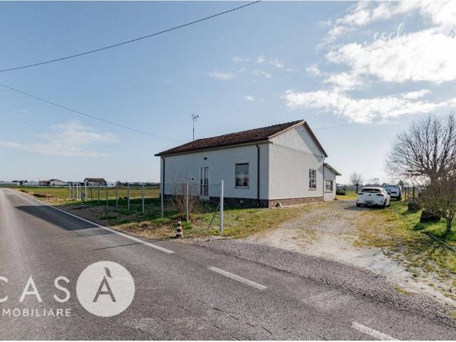 Casa indipendente in vendita a Cesenatico