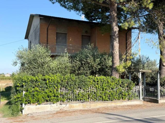 Casa indipendente in vendita a Cesenatico FC