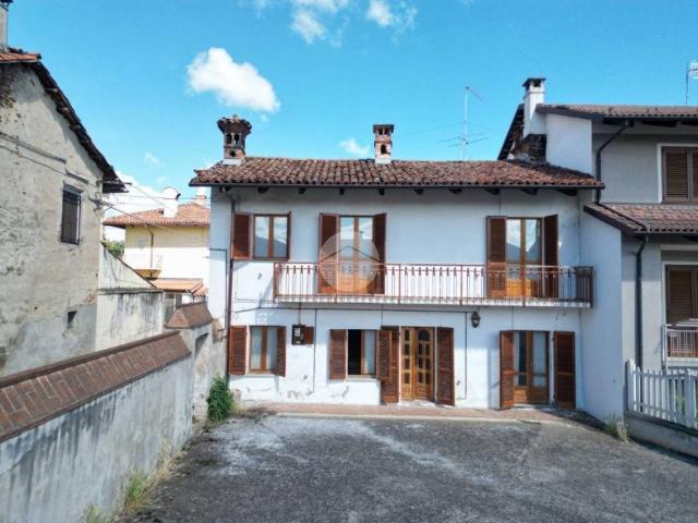 Villa in vendita a Cherasco CN