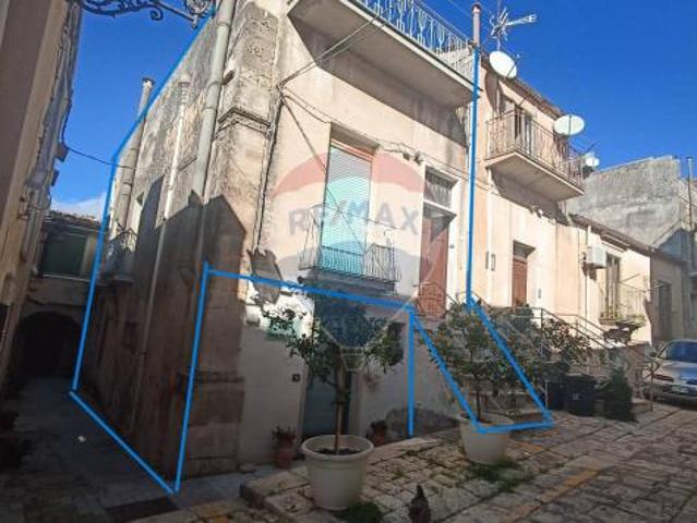 Casa Indipendente in vendita a Chiaramonte Gulfi