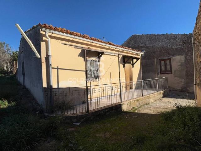 Casa indipendente in vendita a Chiaramonte Gulfi RG