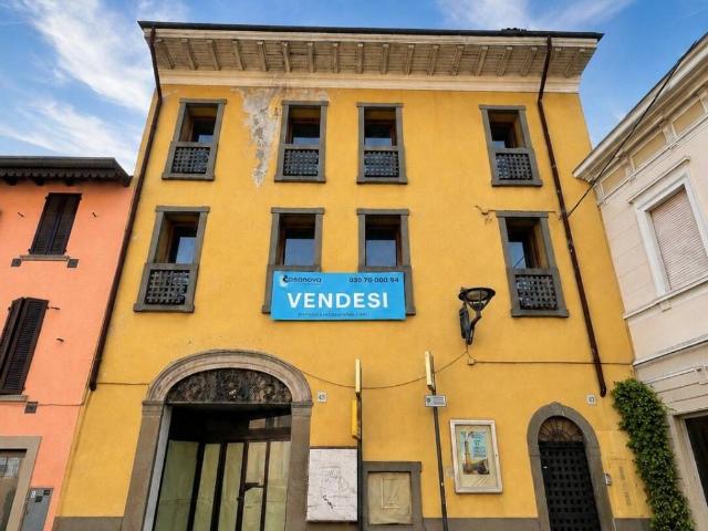 Casa indipendente in vendita a Chiari BS