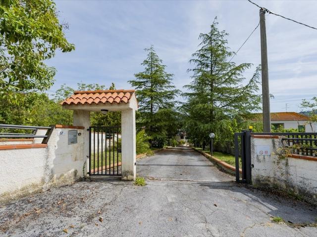 Casa indipendente in vendita a Chieti via Anelli Fieramosca, 57