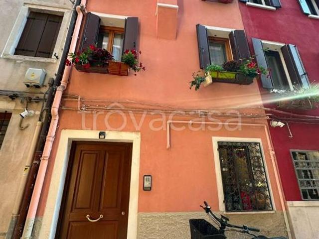 Casa indipendente in vendita a Chioggia via Cesare Battisti, 301