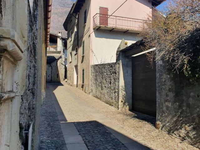 Casa indipendente in vendita a Chiuro SO