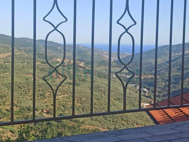 Casa indipendente in vendita a Chiusanico