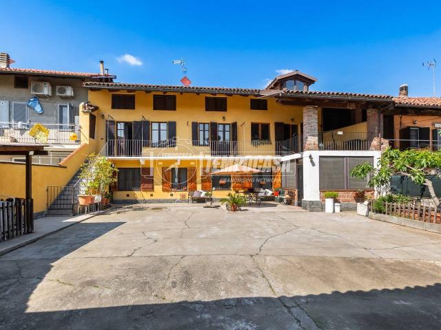 Casa indipendente in vendita a Chivasso