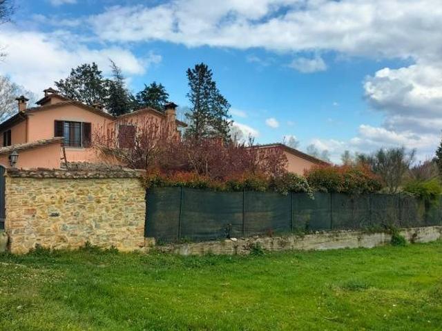 Casa indipendente in vendita a Città della Pieve PG