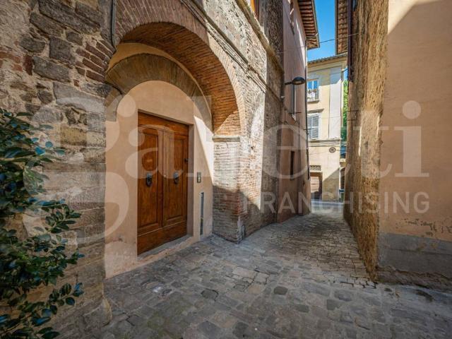 Casa indipendente in vendita a Città di Castello PG