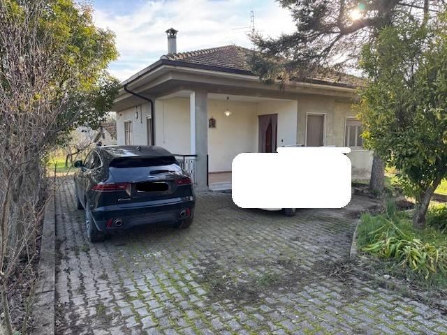 Casa indipendente in vendita a Città Sant'Angelo PE
