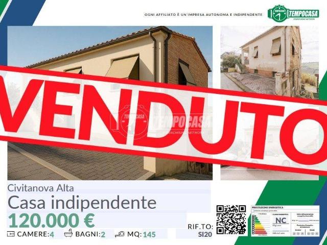 Casa indipendente in vendita a Civitanova Marche MC