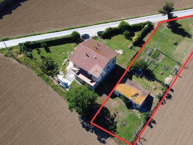 Casa indipendente in vendita a Civitanova Marche MC