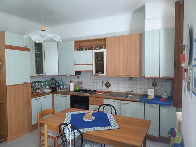 Casa indipendente in vendita a Civitanova Marche MC