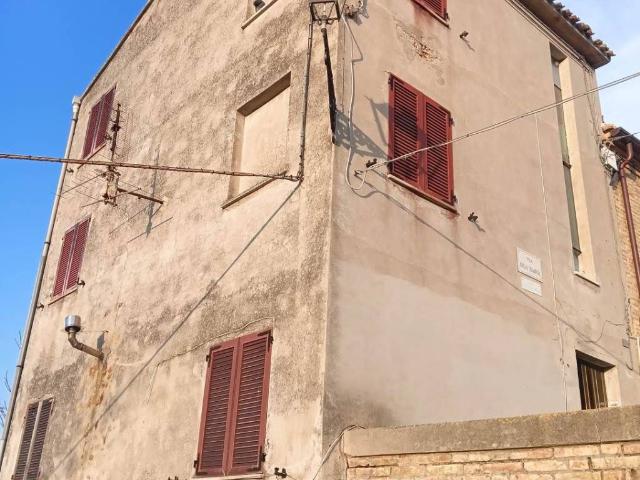 Casa indipendente in vendita a Civitanova Marche MC