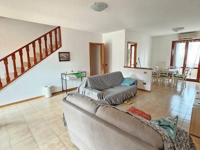 Casa indipendente in vendita a Cinigiano GR