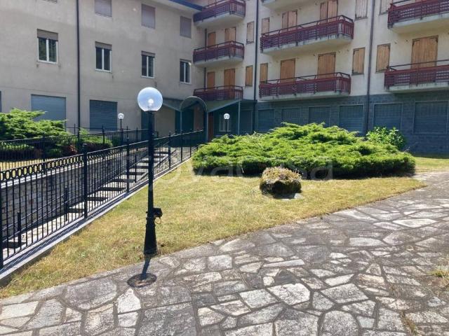 Casa indipendente in vendita a Cinisello Balsamo, Campo dei Fiori