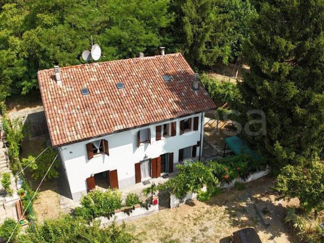 Casa indipendente in vendita a Cremolino via Piazze, 48