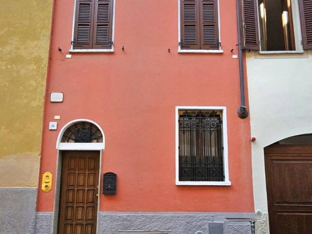 Casa indipendente in vendita a Cremona CR