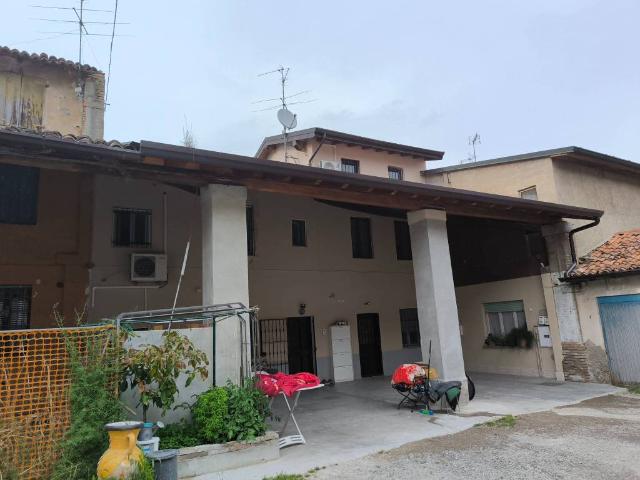 Casa indipendente in vendita a Crema CR