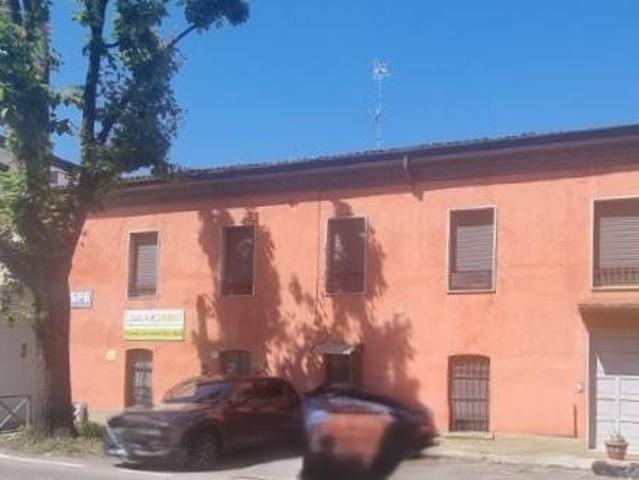 Casa indipendente in vendita a Crema CR