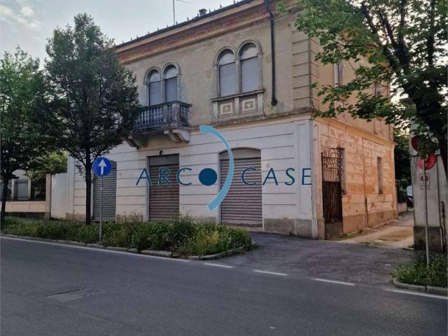 Casa indipendente in vendita a Crema CR