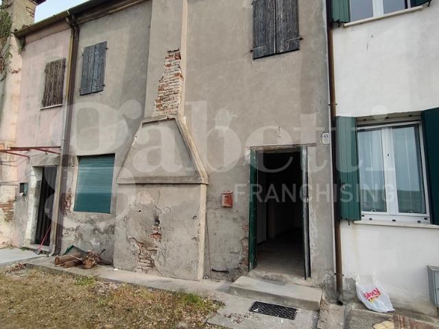 Casa indipendente in vendita a Crespino
