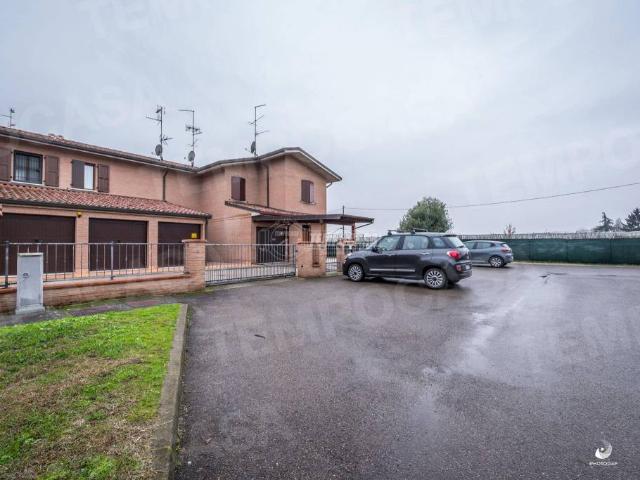 Casa indipendente in vendita a Crevalcore via capitini 69