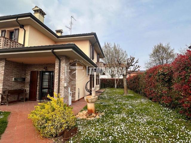 Casa indipendente in vendita a Crevalcore BO