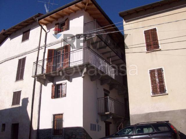 Casa indipendente in vendita a Cuasso al Monte via per Ganna, 20