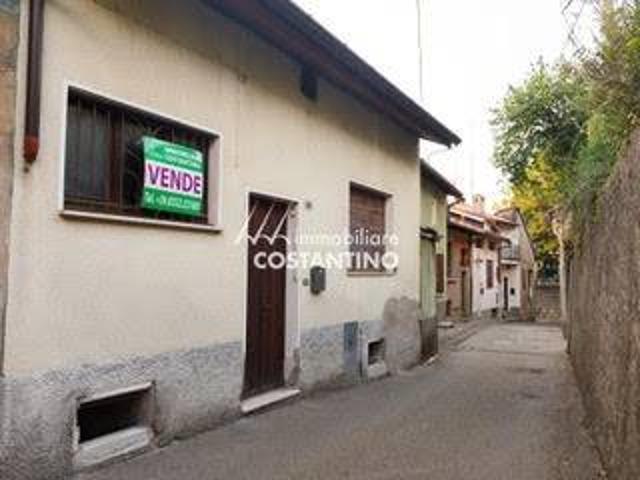 Casa indipendente in vendita a Cunardo VA