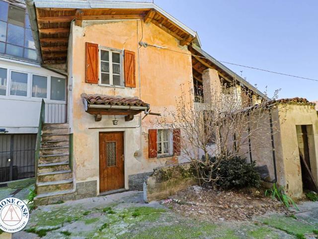Casa indipendente in vendita a Cunardo VA