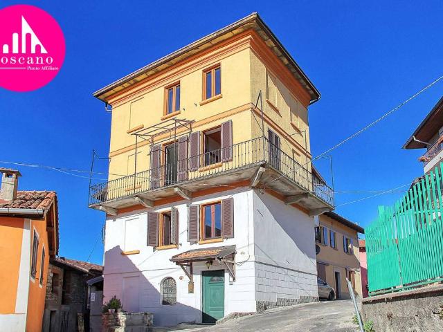 Casa indipendente in vendita a Cunardo VA