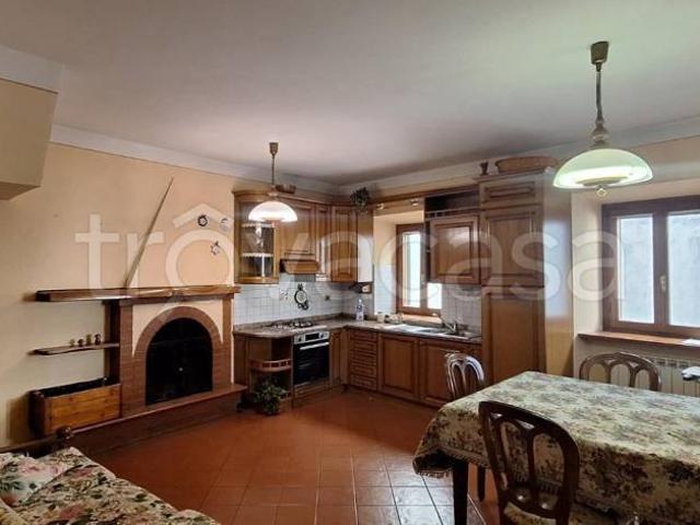 Casa indipendente in vendita a Cune, Borgo a Mozzano