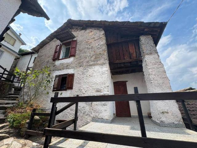 Casa indipendente in vendita a Cuorgnè TO