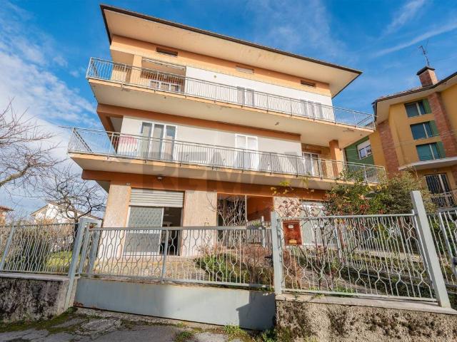 Casa indipendente in vendita a Cupramontana AN