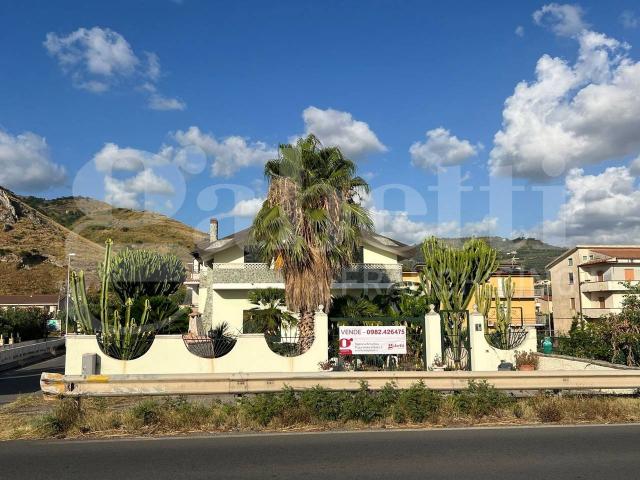 Casa indipendente in vendita a Amantea