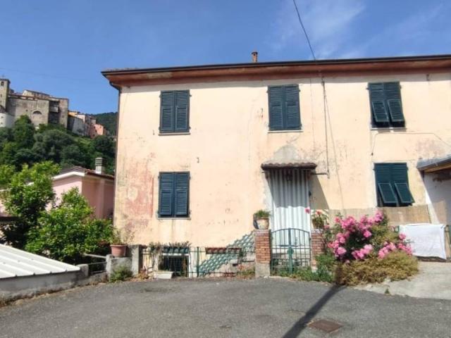Casa indipendente in vendita a Ameglia SP